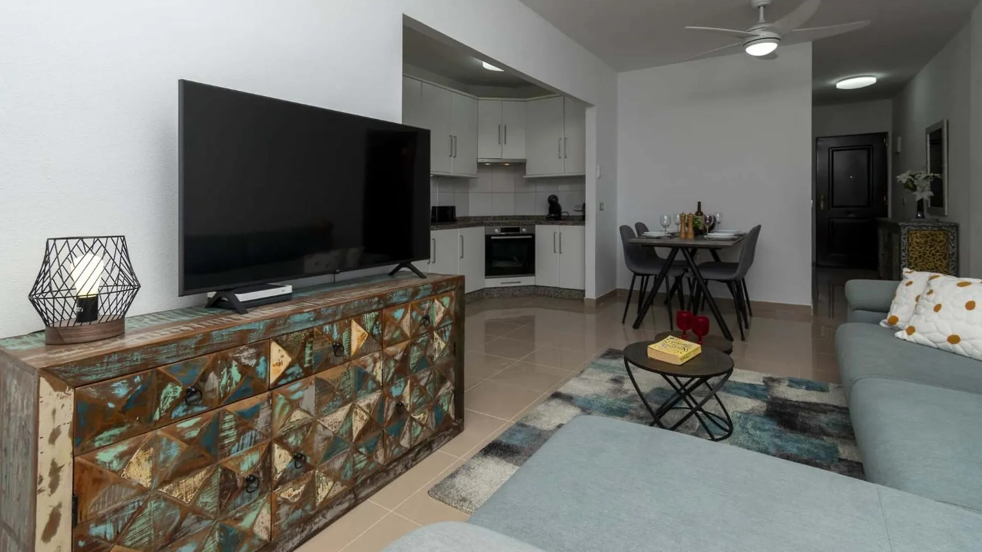 Apartment Sunshine Tenerife Costa Del Silencio